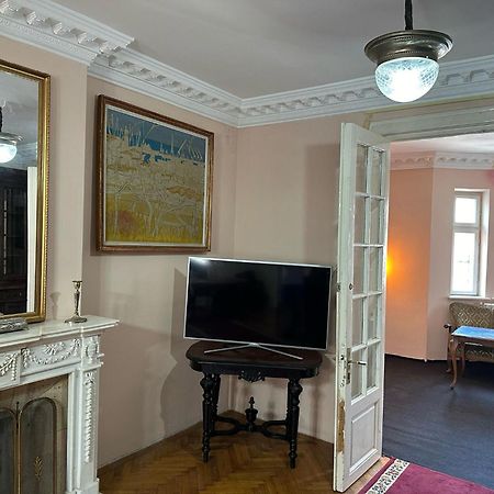 Old Town Apartment Next To Sea 콘스탄차 외부 사진